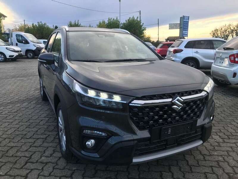 Usata Suzuki SX4 S-Cross 129 CV (94 kW) 2024 Vari colori SUV
