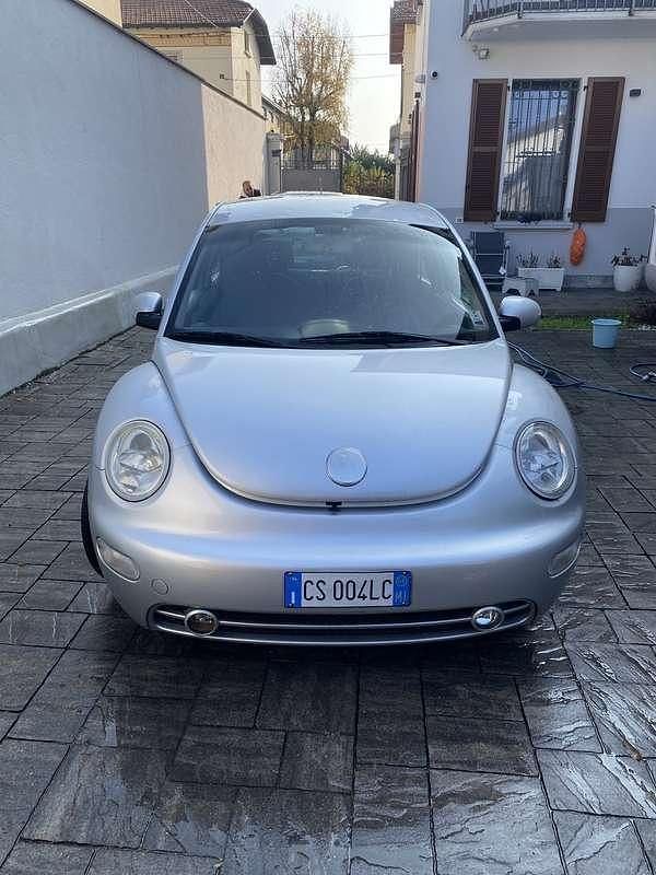 Usata VW New Beetle 102 CV (75 kW) 2004 Utilitaria