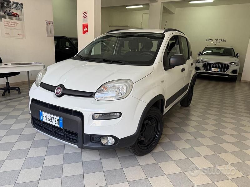Bianco Usata 2018 Fiat Panda 4x4 Wild Due volumi | 11.500 € (Buon prezzo) - Immagine 1/4