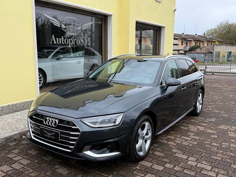 Usata Audi A4 Sport 163 CV (119 kW) 2024 Grigio Station wagon