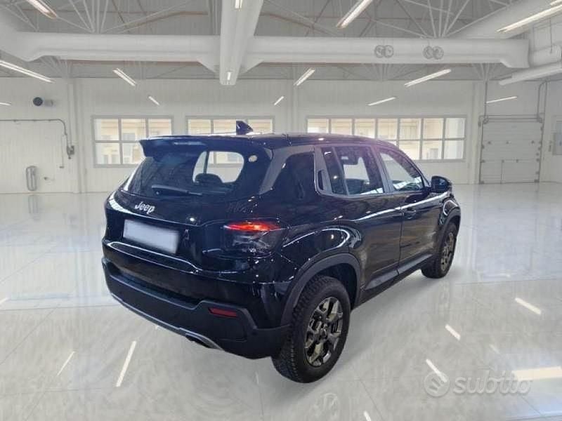 Usata Jeep Avenger Longitude 100 CV (73 kW) 2023 Nero SUV