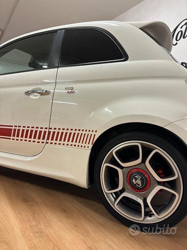 Usata Abarth 500 135 CV (99 kW) 2010 Bianco Utilitaria