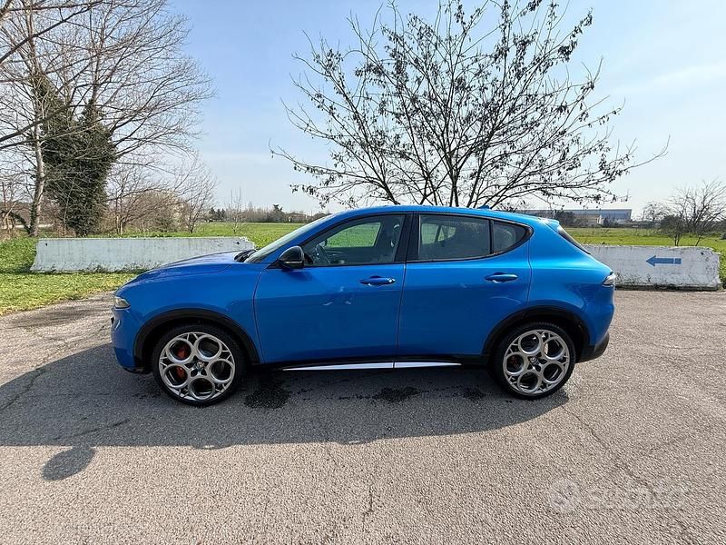 Usata Alfa Romeo Tonale Ti 131 CV (96 kW) 2023 Blu SUV