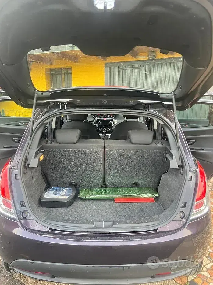 Usata Lancia Ypsilon 80 CV (58 kW) 2013 Utilitaria