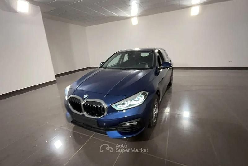 Usata BMW 116 Performance 116 CV (85 kW) 2023 Blu/azzurro Utilitaria
