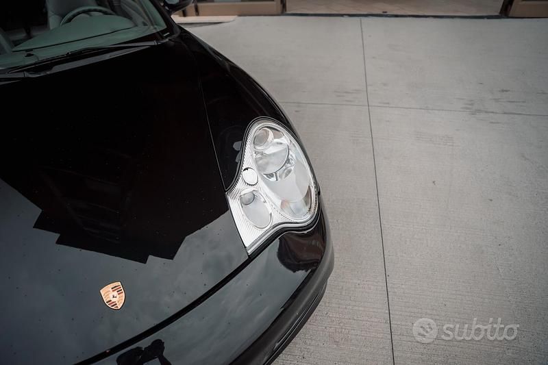 Usata Porsche 911 Carrera Cabriolet 320 CV (235 kW) 2004 Nero Cabrio