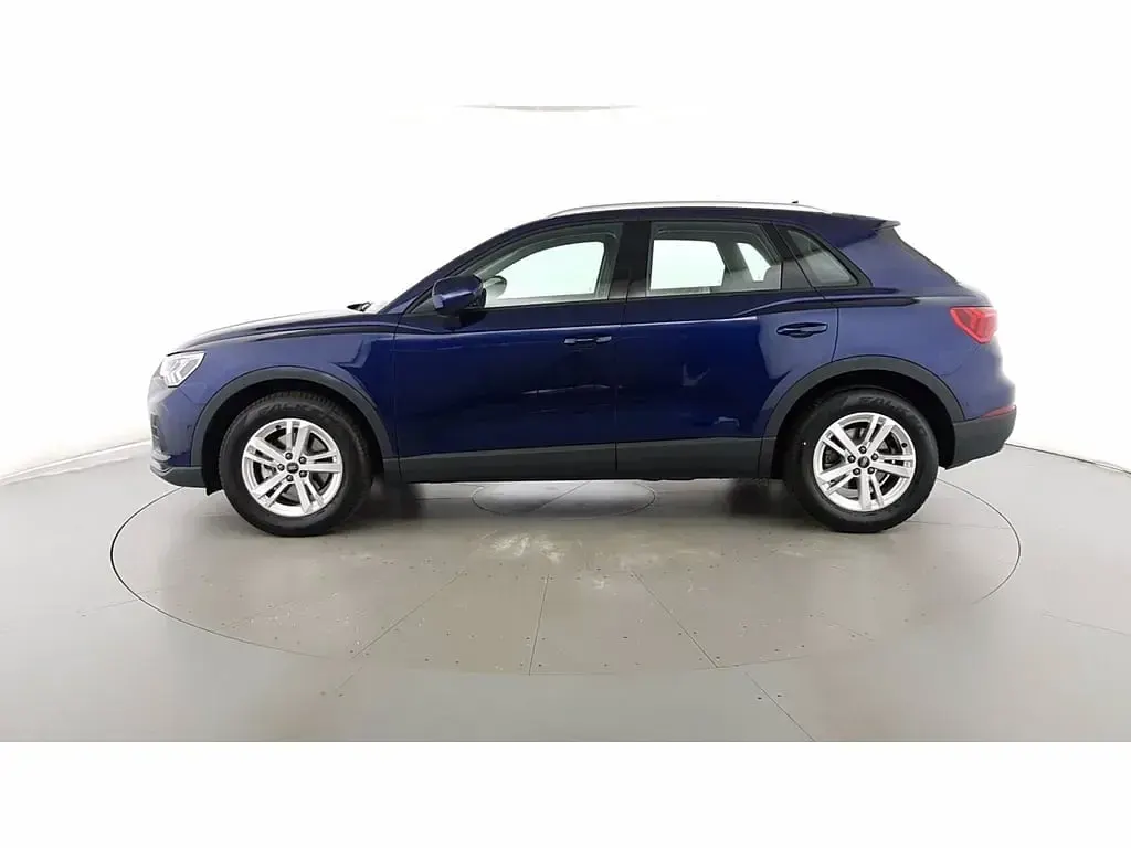 Usata Audi Q3 Business 150 CV (110 kW) 2024 Blu SUV