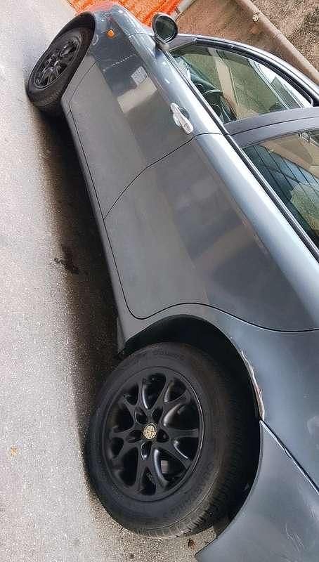 Usata Alfa Romeo 147 Progression 116 CV (85 kW) 2003 Utilitaria