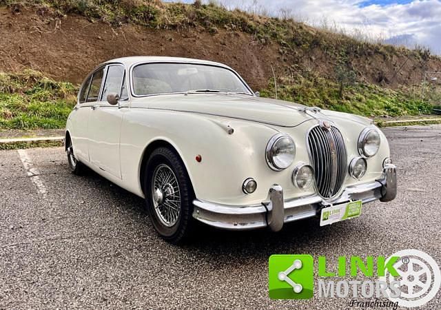 Usata Jaguar MK II 1967 Bianco Berlina