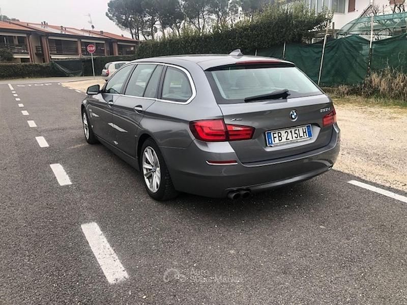 Usata BMW 525 218 CV (160 kW) 2011 Gray Station wagon
