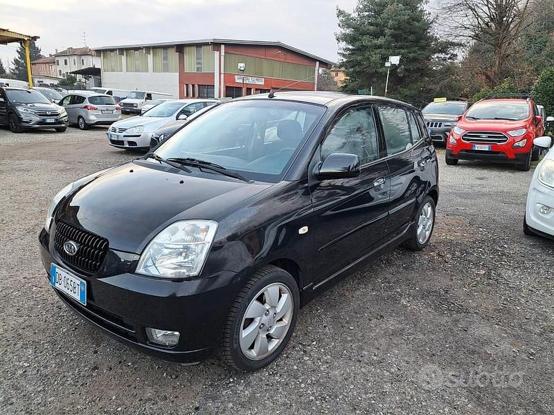 Usata Kia Picanto 65 CV (47 kW) 2006 Nero Utilitaria
