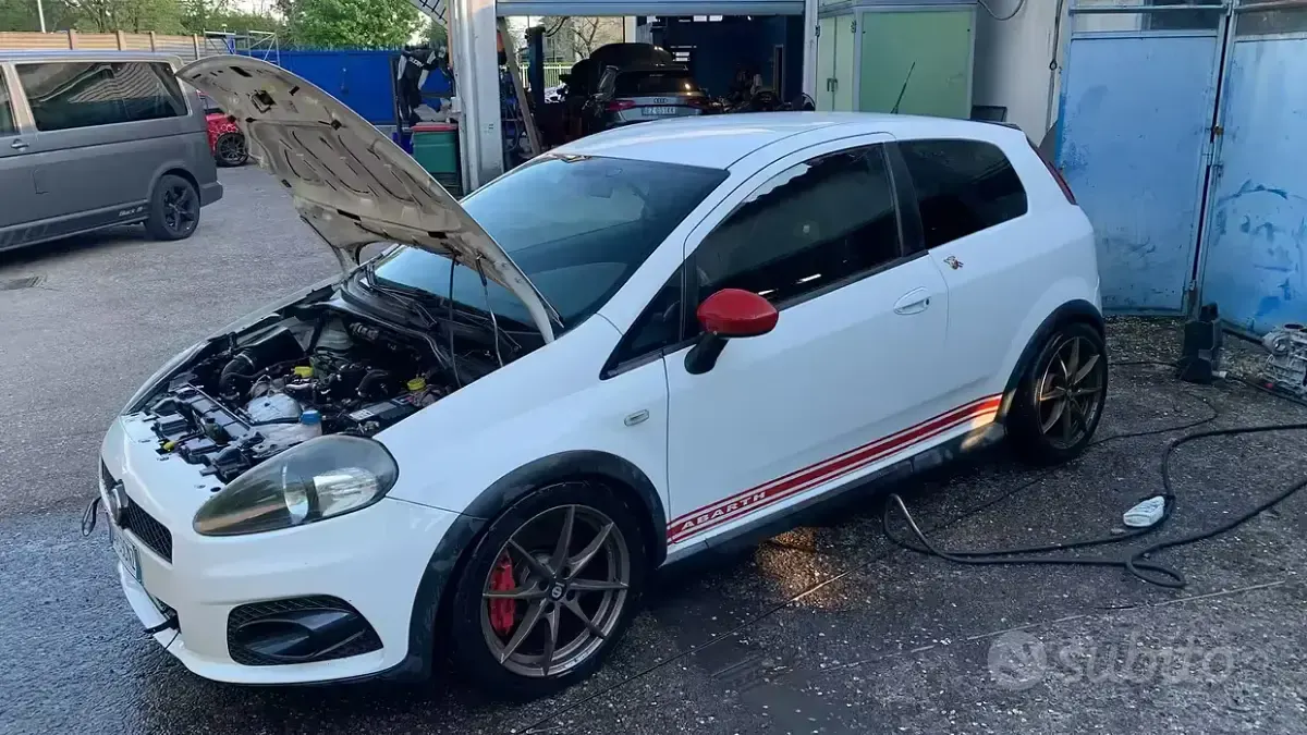Usata Abarth Punto 155 CV (114 kW) 2009 Bianco Utilitaria
