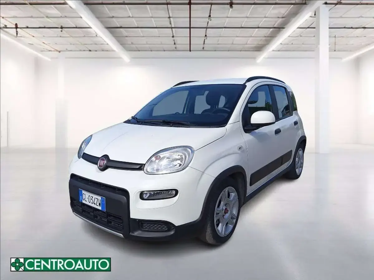 Usata Fiat Panda City Life 70 CV (51 kW) 2022 Bianco pastello Utilitaria