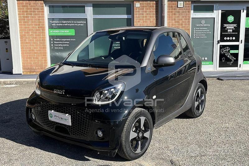 Usata Smart ForTwo Coupé Passion 41 kW (56 CV) 2021 Nero Utilitaria