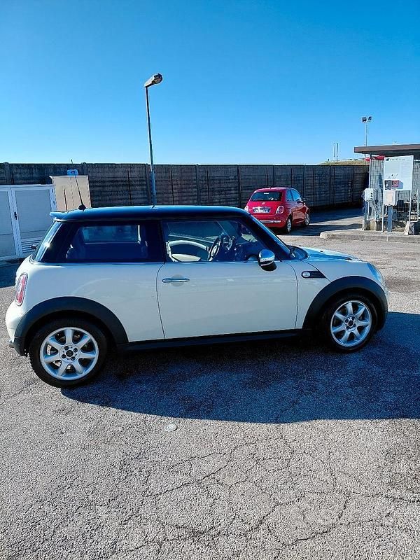 Usata Mini Cooper 2007 Bianco Utilitaria