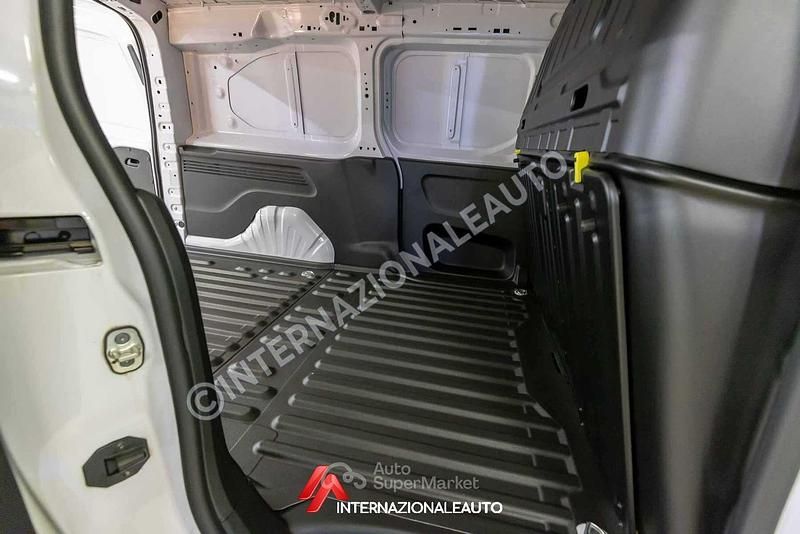 Nuova Citroën Berlingo 131 CV (96 kW) 2025 Bianco Monovolume