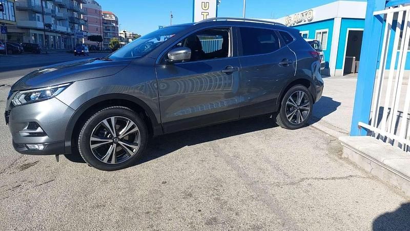 Usata 2019 Nissan Qashqai N-Connecta SUV | 13.600 € (Super prezzo) - Immagine 1/4