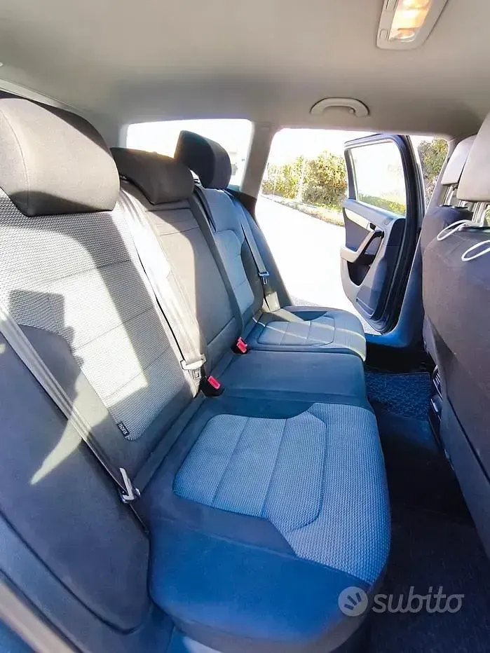 Usata VW Passat 105 CV (77 kW) 2013 Grigio Station wagon