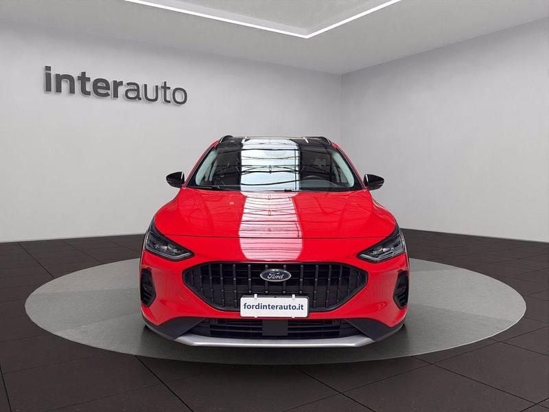 Usata Ford Focus Active 125 CV (91 kW) 2022 Race red Station wagon