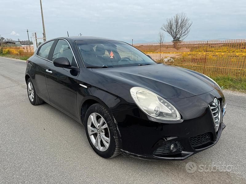 Usata Alfa Romeo Giulietta 2012 Marrone Utilitaria
