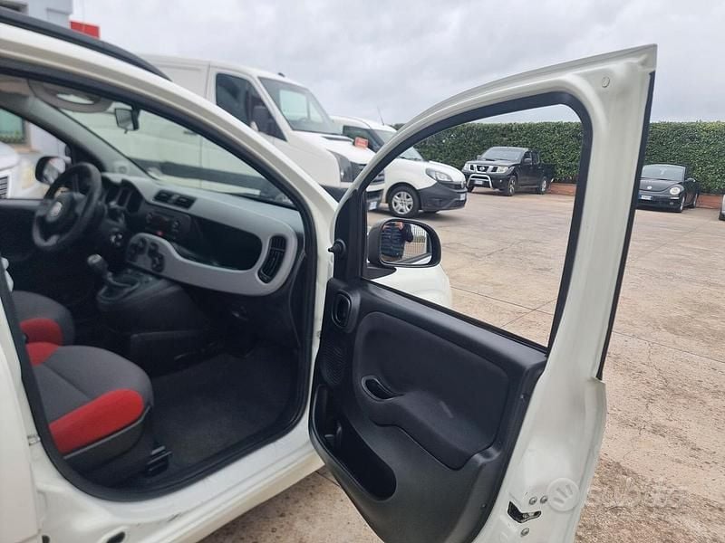 Usata Fiat Panda Easy 74 CV (54 kW) 2015 Bianco Utilitaria