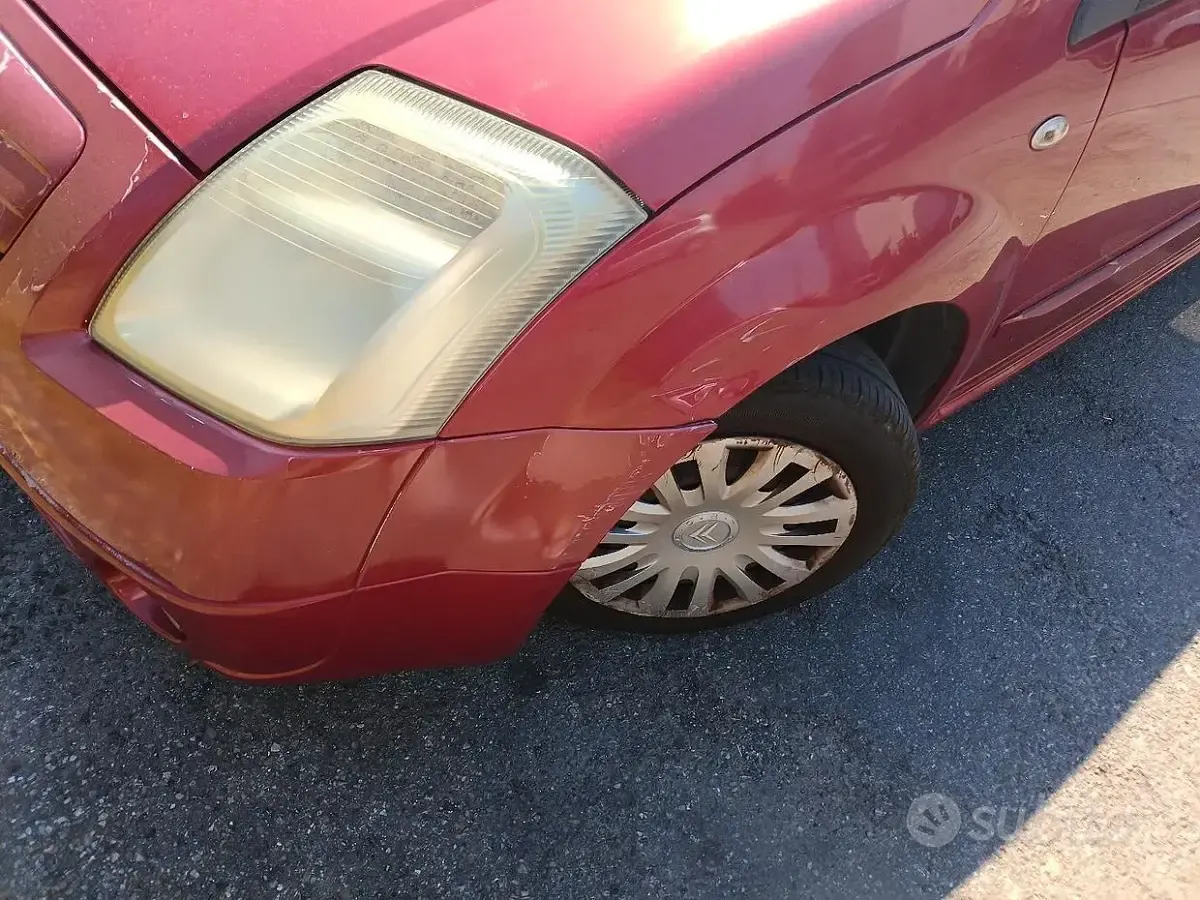 Usata Citroën C2 60 CV (44 kW) 2007 Rosso Utilitaria