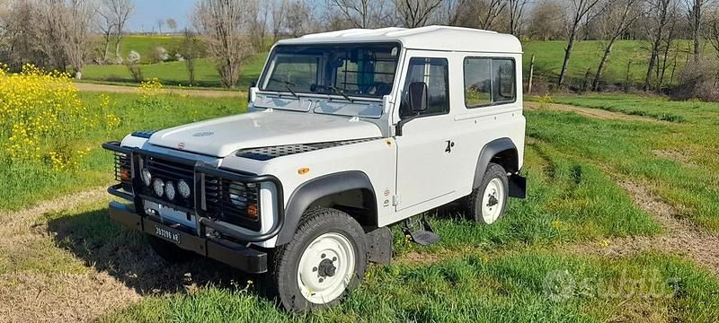 Usata Land Rover Defender 1985 Bianco SUV