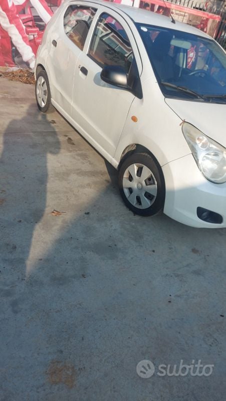 Usata Suzuki Swift 68 CV (50 kW) 2010 Bianco Utilitaria