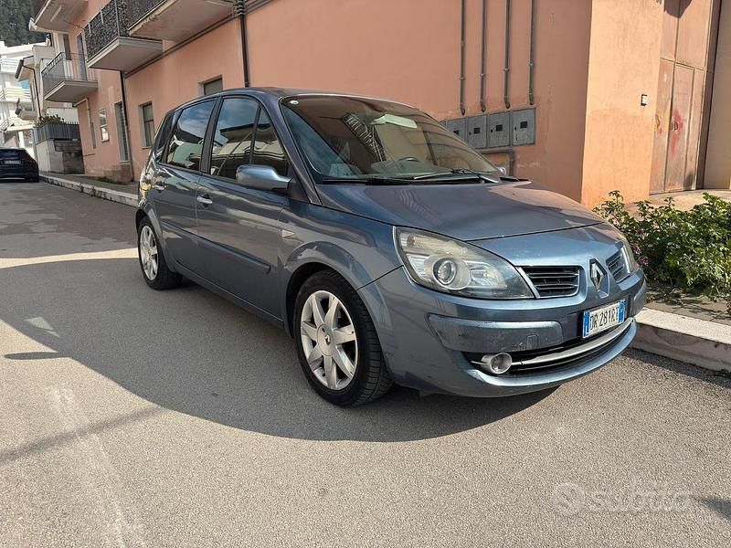 Usata Renault Scénic II 131 CV (96 kW) 2008 Blu/azzurro Monovolume
