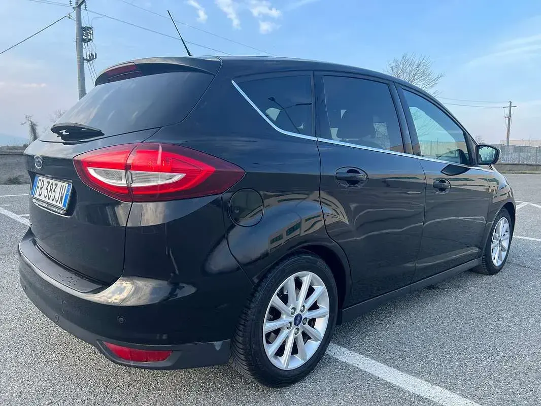 Usata Ford C-MAX Titanium 120 CV (88 kW) 2016 Nero Monovolume