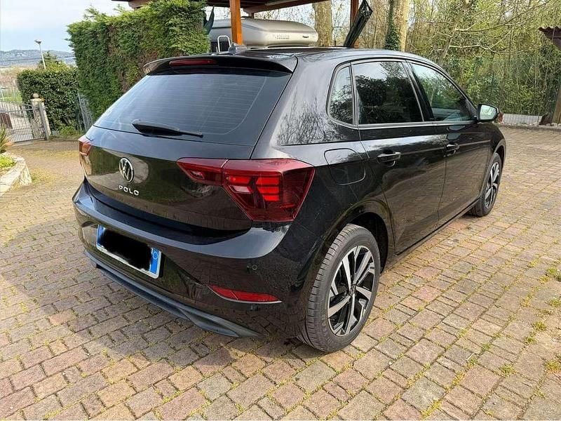 Usata VW Polo 95 CV (69 kW) 2022 Nero Utilitaria