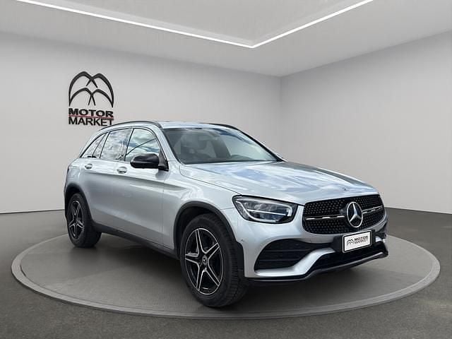 Usata Mercedes GLC300e Premium 258 CV (189 kW) 2020 Argento SUV
