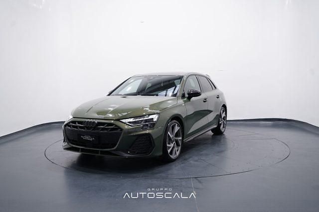 Nuova Audi A3 S-Line 150 CV (110 kW) 2025 Verde Berlina