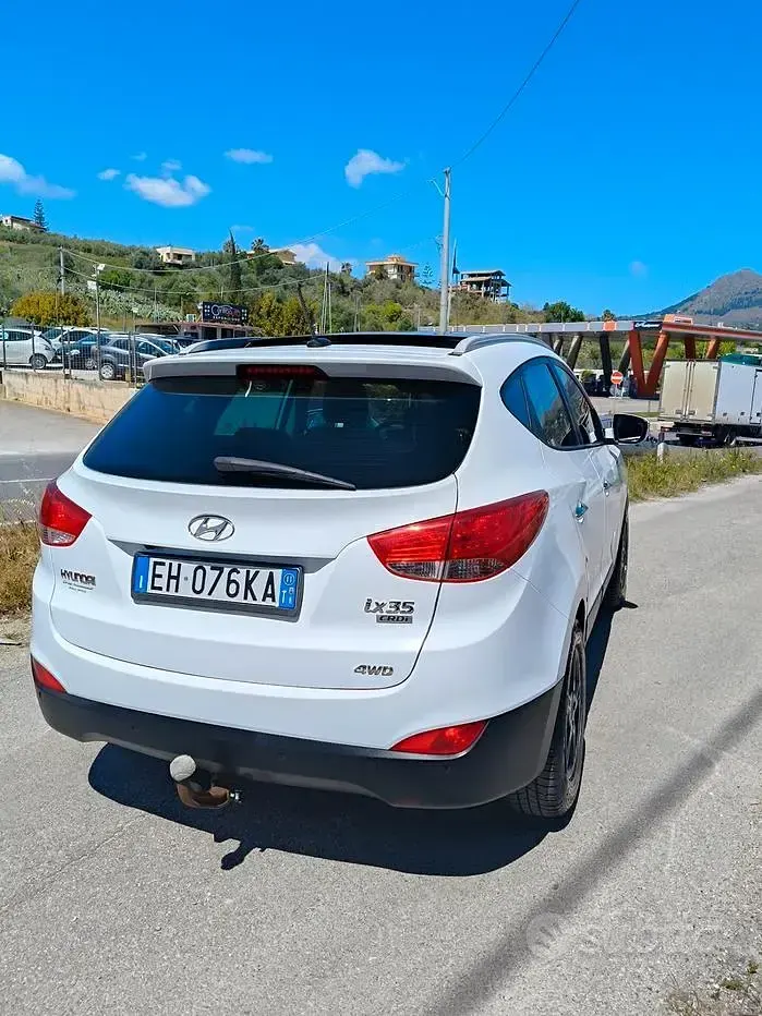 Usata Hyundai ix35 Comfort 184 CV (135 kW) 2012 Bianco SUV