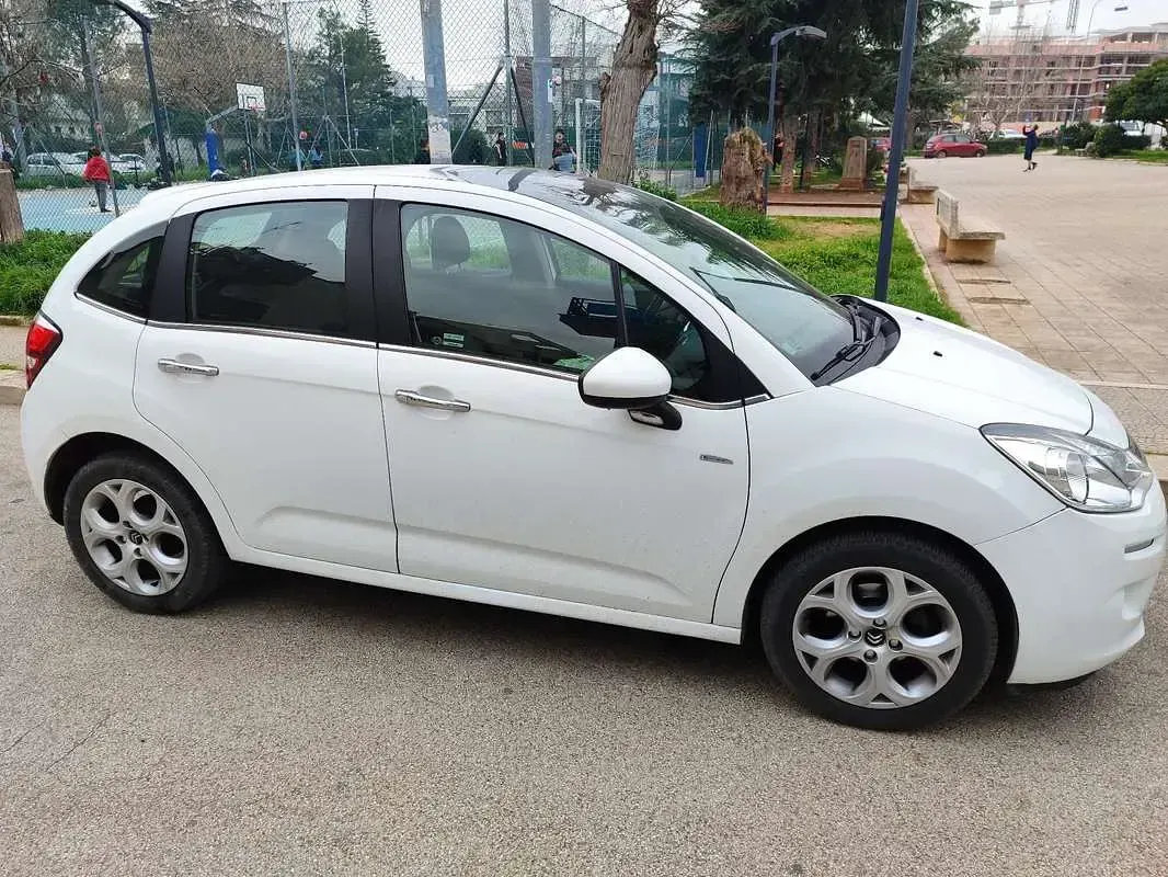 Usata Citroën C3 Exclusive 82 CV (60 kW) 2015 Bianco Utilitaria