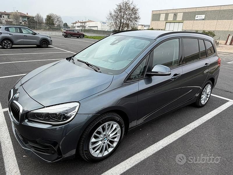 Usata BMW 216 2022 Grigio Monovolume