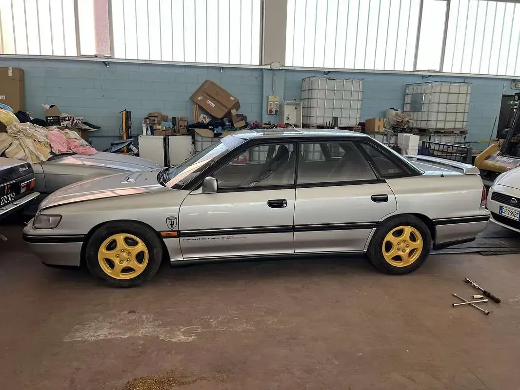 Usata Subaru Legacy 200 CV (147 kW) 1994 Berlina