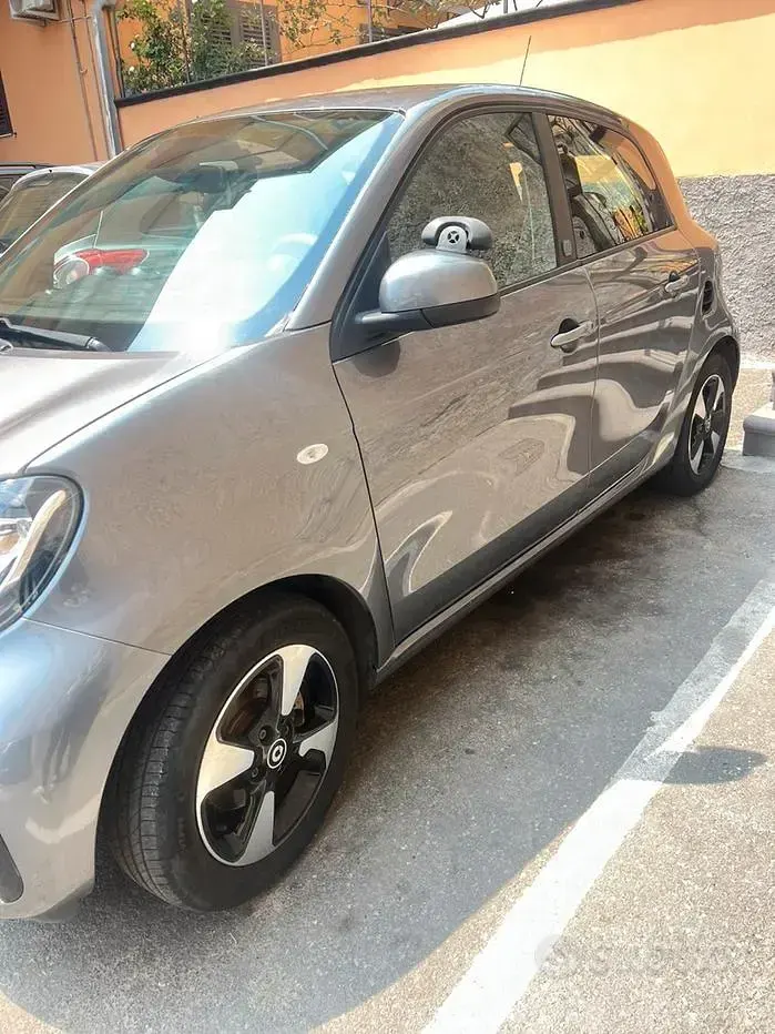 Usata Smart ForFour Electric Drive 41 kW (56 CV) 2022 Grigio Berlina