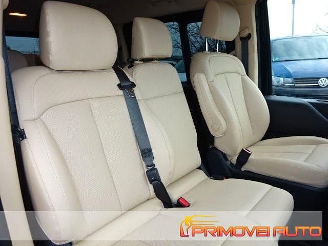 Usata Hyundai Staria Prime 177 CV (130 kW) 2024 Nero Monovolume