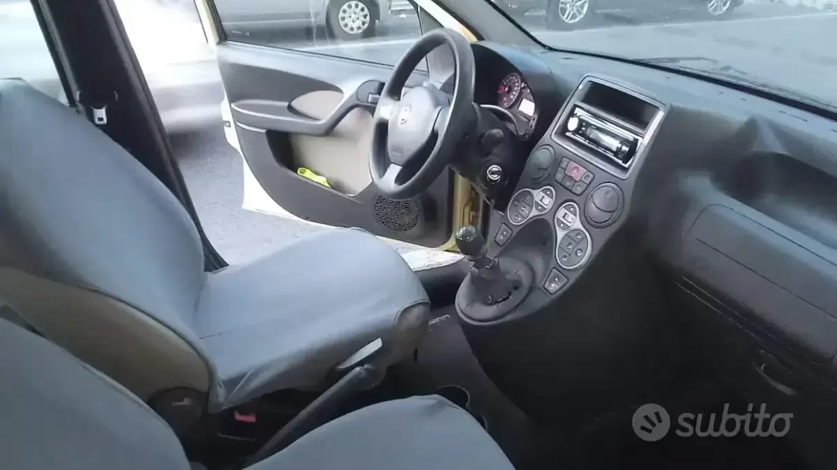 Usata Fiat Panda Dynamic 60 CV (44 kW) 2008 Giallo Utilitaria