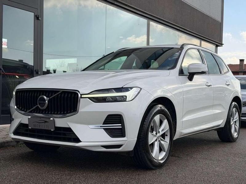 Bianco Usata 2021 Volvo XC60 Momentum SUV | 25.900 € (Super prezzo) - Immagine 1/4
