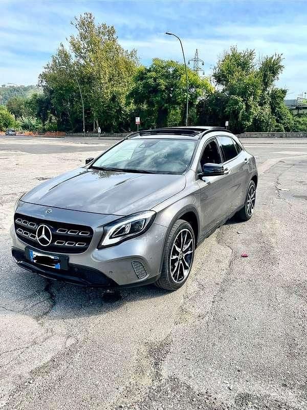 Usata Mercedes GLA200 Premium 136 CV (100 kW) 2017 SUV