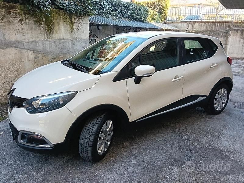 Usata Renault Captur 90 CV (66 kW) 2014 Bianco SUV