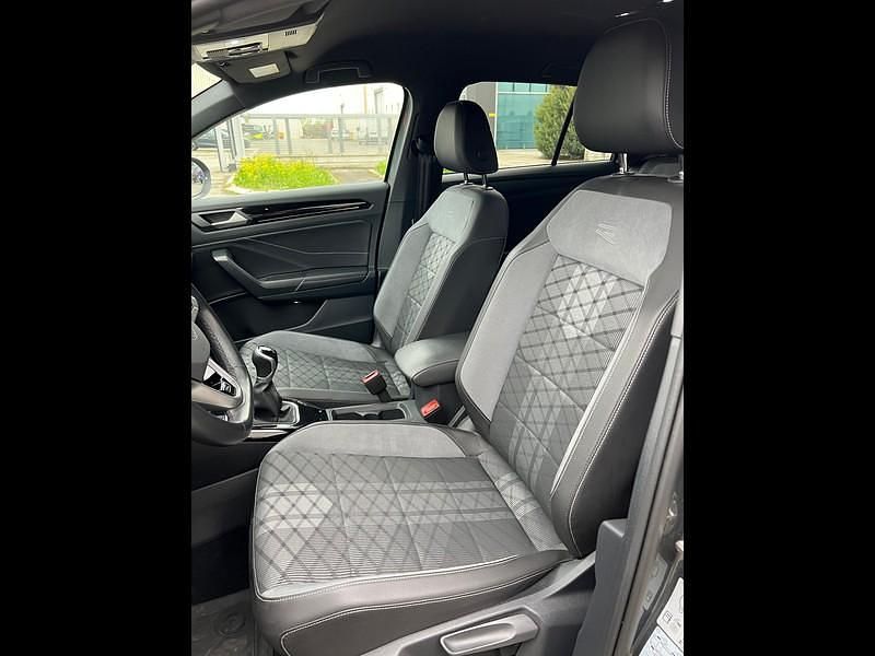 Usata VW T-Roc R-line 150 CV (110 kW) 2024 Grigio SUV