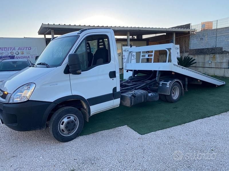 Usata Iveco Daily 145 CV (106 kW) 2011