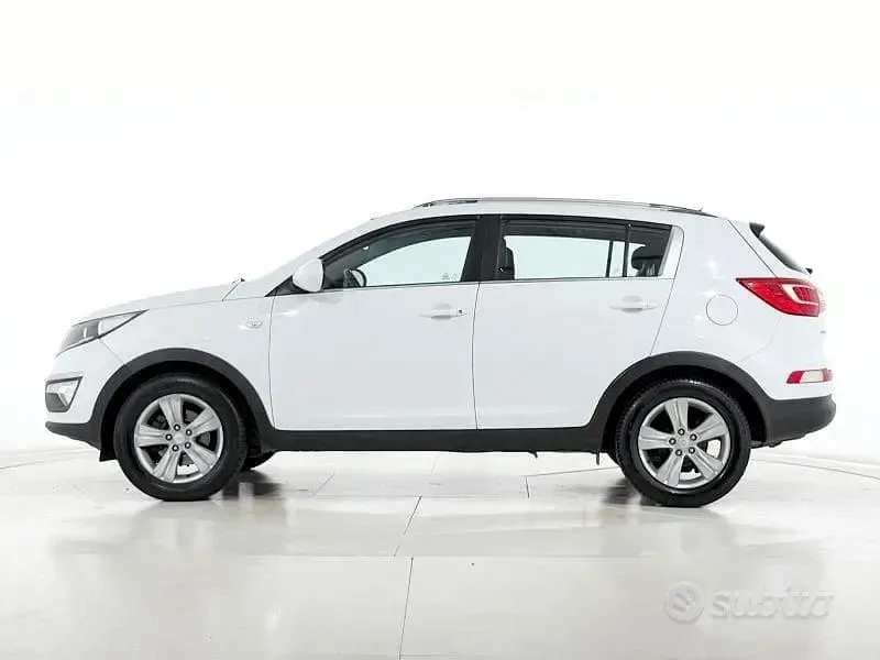 Usata Kia Sportage Plus 135 CV (99 kW) 2012 Bianco SUV