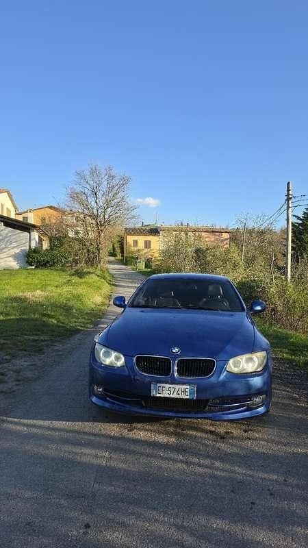 Usata BMW 320 Efficient Dynamics 184 CV (135 kW) 2011 Coupé
