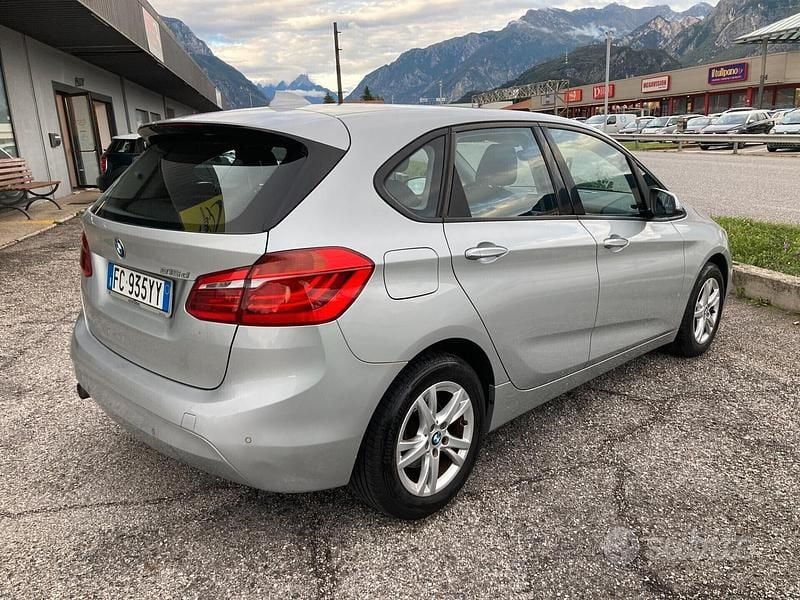 Usata BMW 216 Active Tourer Advantage 116 CV (85 kW) 2016 Grigio Monovolume