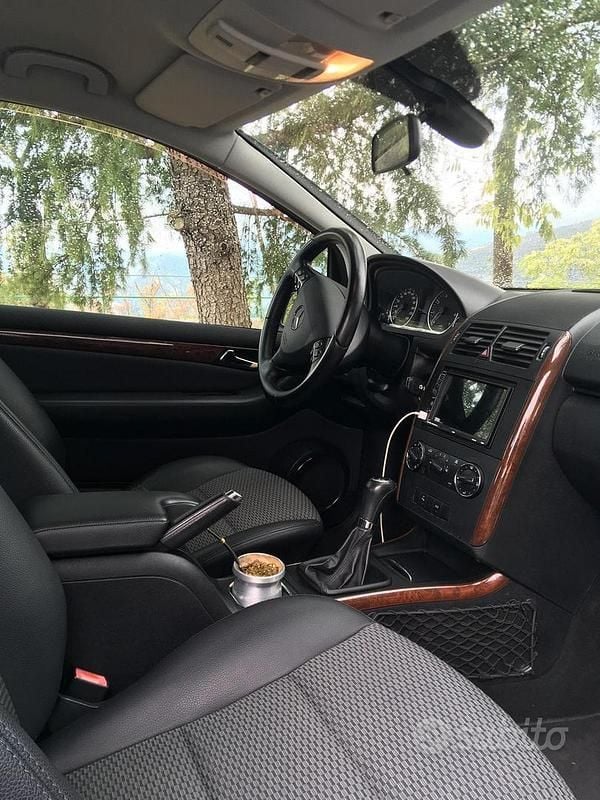 Usata Mercedes A150 Avantgarde 95 CV (69 kW) 2009 Verde Berlina