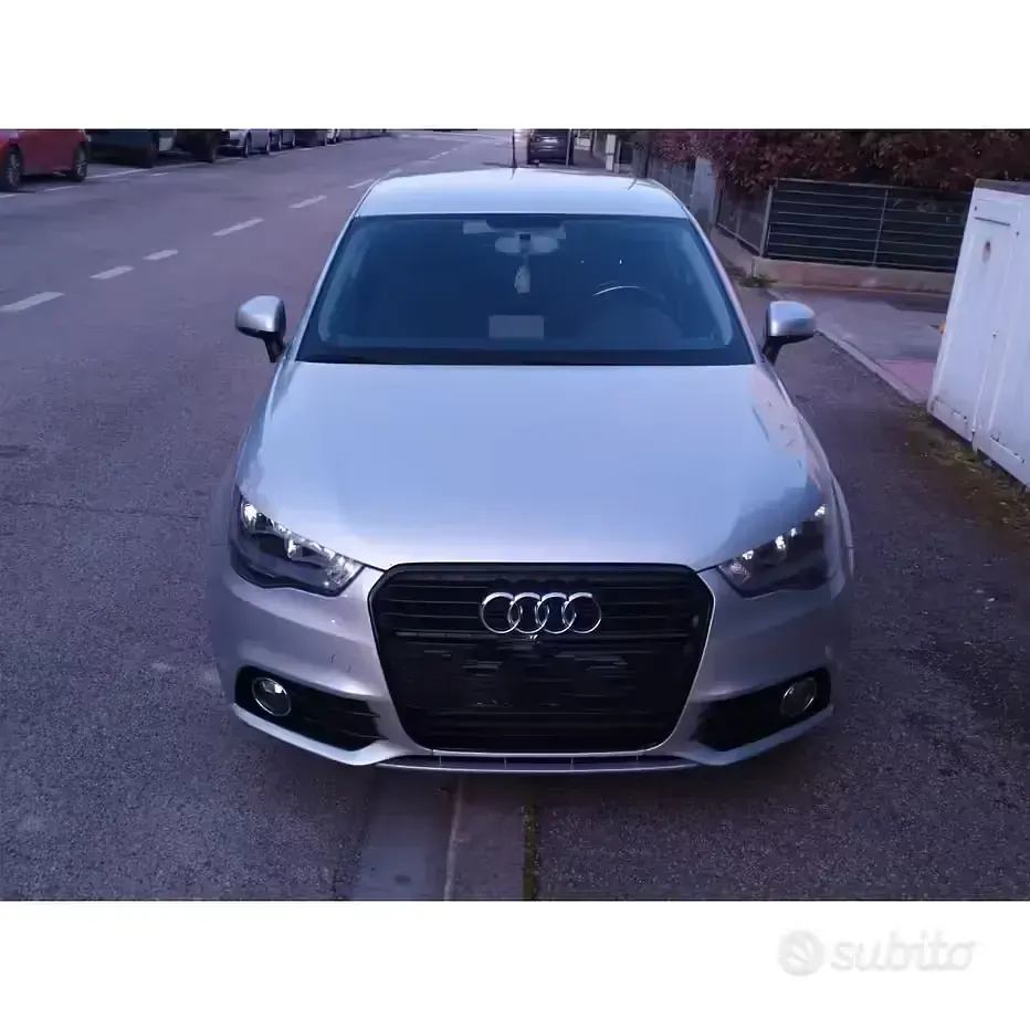 Usata Audi A1 105 CV (77 kW) 2010 Utilitaria